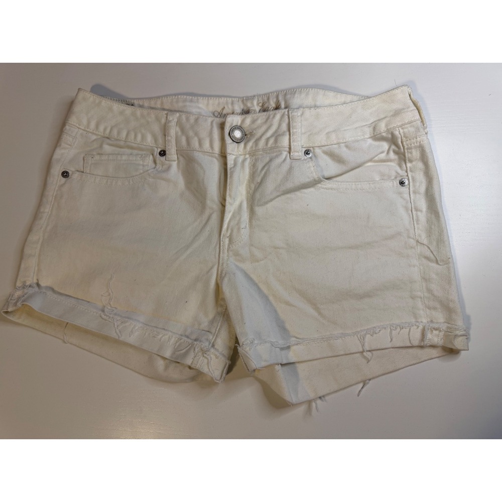 American Eagle White Denim Shorts Stretch Raw Hem Low Rise Womens 14 2012